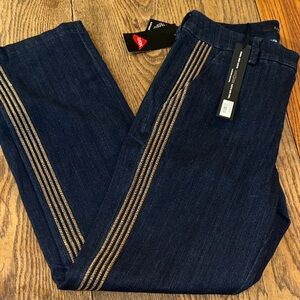 NWT Liverpool Gold Striped 👖Lyric. Pockets.